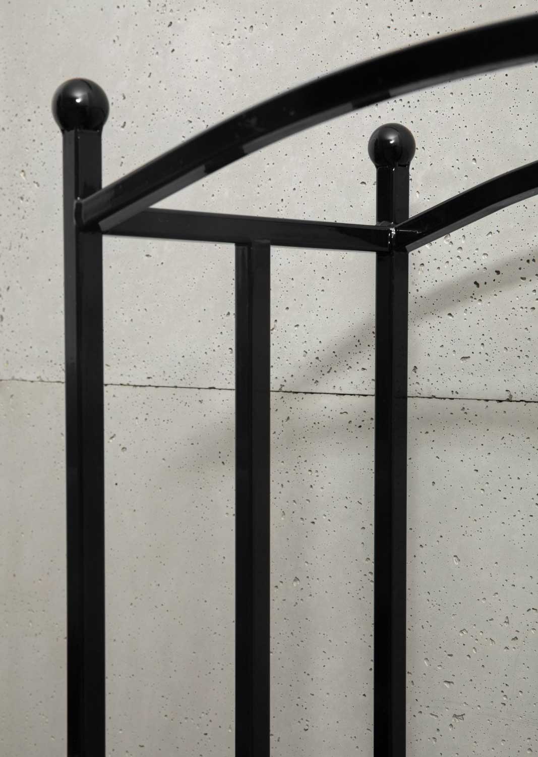 Kaminholzregal „BERRY“, Kaminholzregal Metall, Kaminholzregal außen freistehend,  Handgemachte Qualität, 1